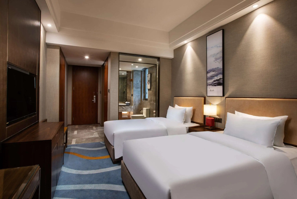 Ramada Encore by Wyndham Wuhan Caidian