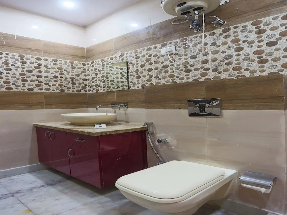 Oyo 60529 Hari Nagar Inn