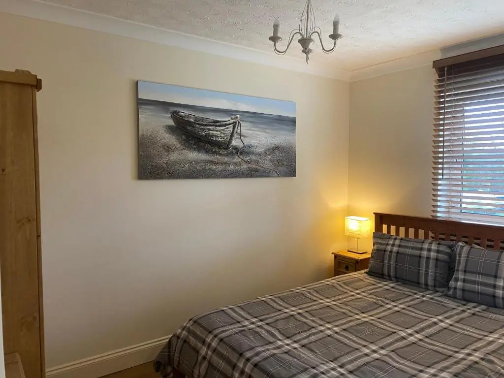 Waterfront House 3 BR Parking St Neots Town Centre