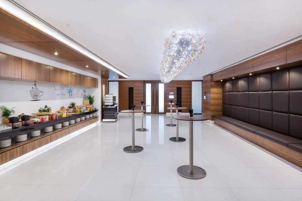 Radisson Blu Hotel, Dubai Waterfront
