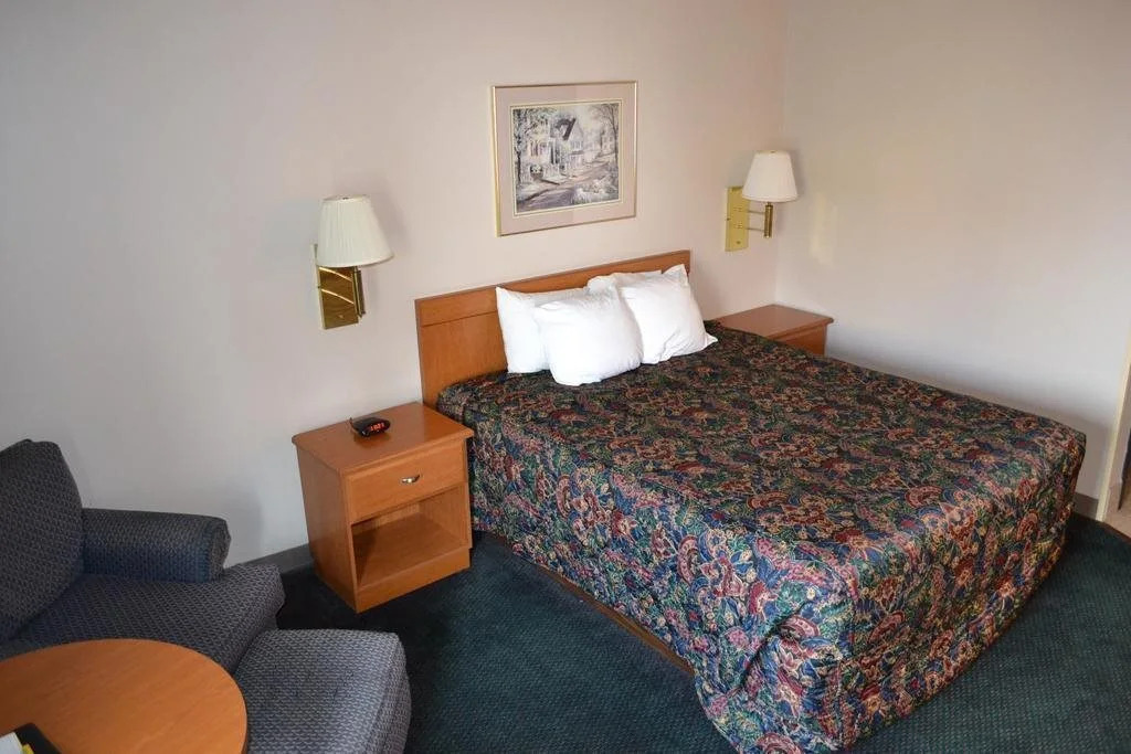Countryside Inn & Suites Omaha East-Council Bluffs IA