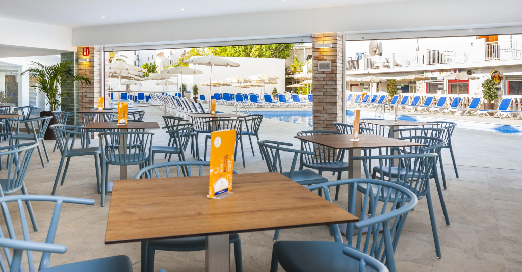 Отель Globales Condes de Alcudia