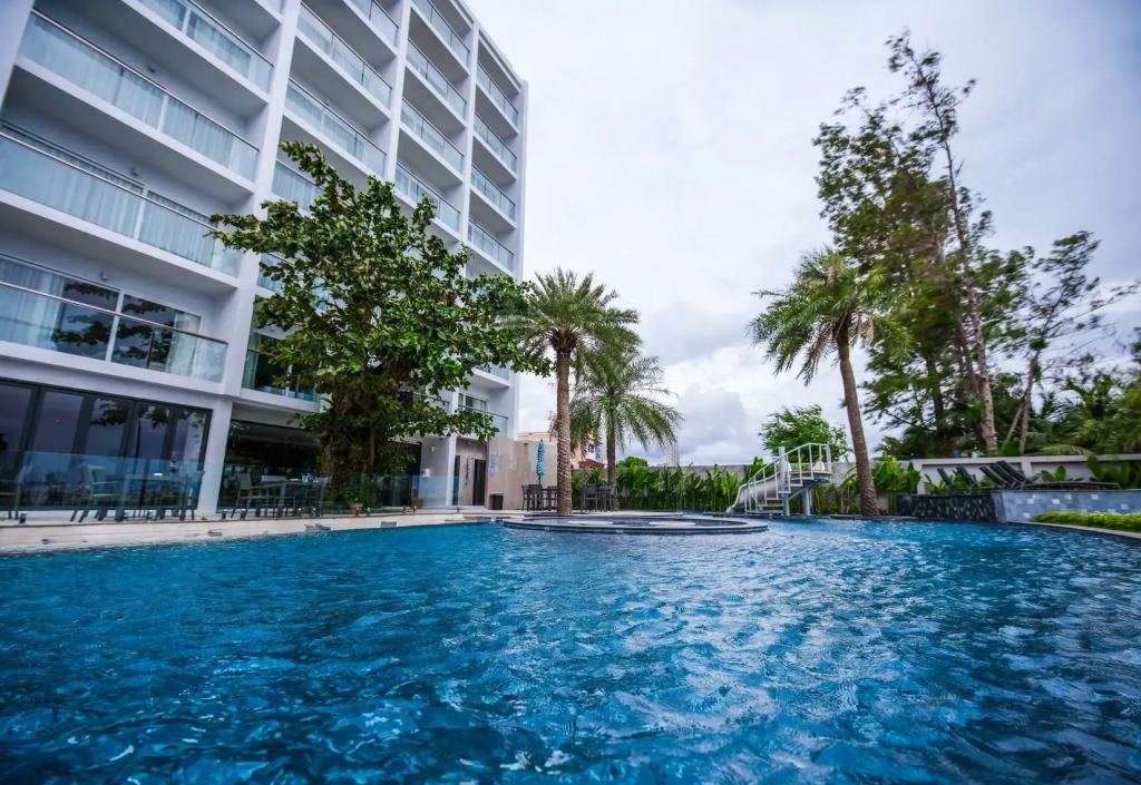 Worita Cove Hotel