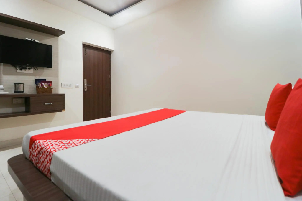 Capital O 75851 Smart Suite