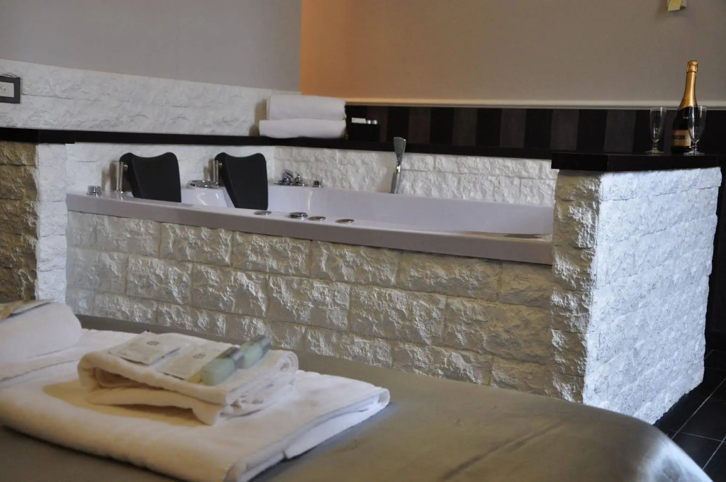 Navona Nice Room