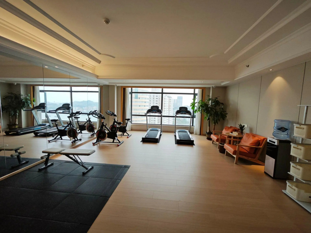 Vienna International Hotel (Huizhou Daya Bay Coastal Park Branch)