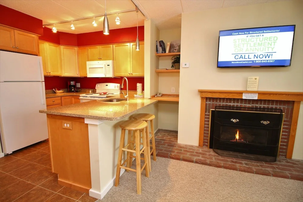 Pinnacle Condo Unit D13 by RedAwning