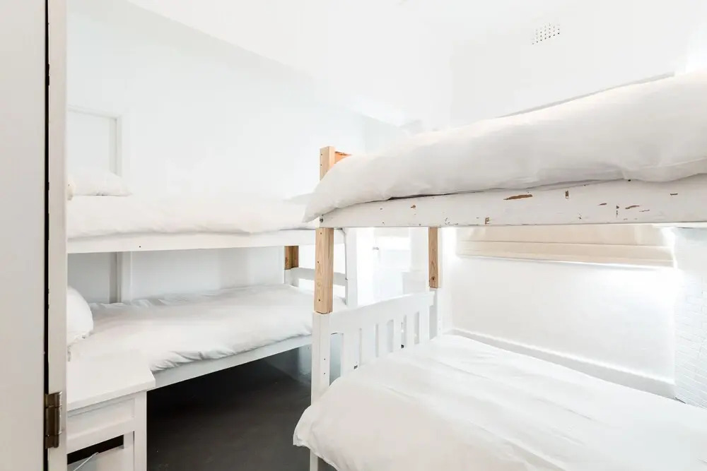 DS Backpackers Hostel