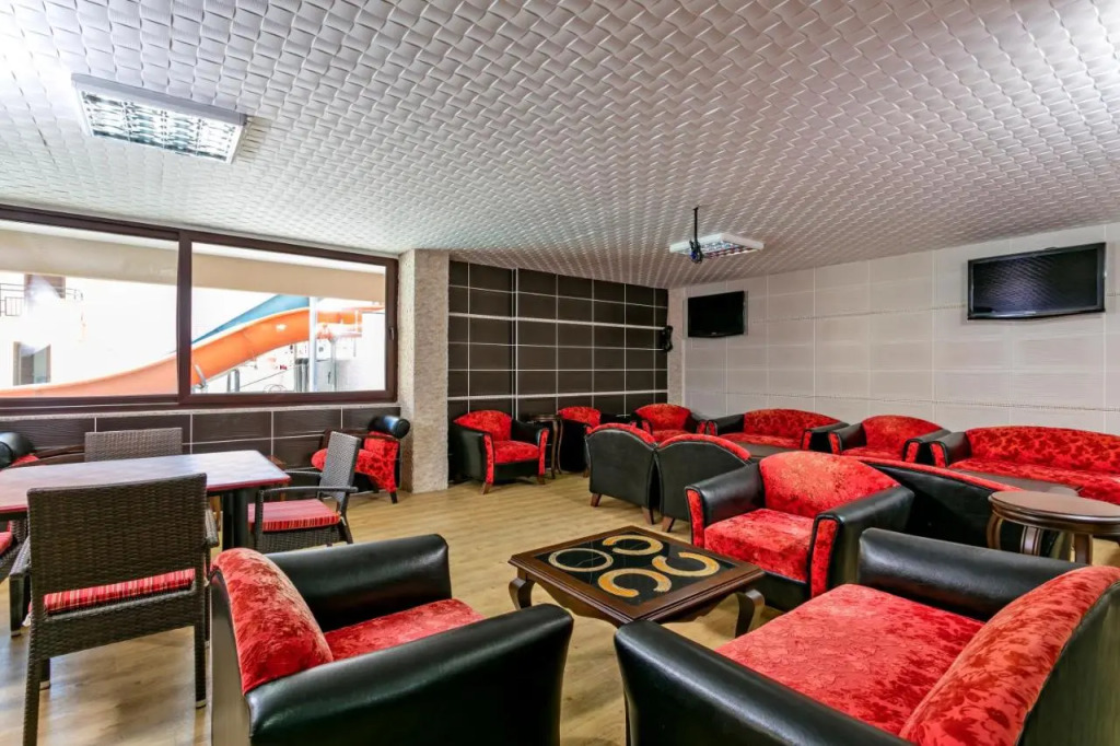 Aleria Belport Beach Hotel