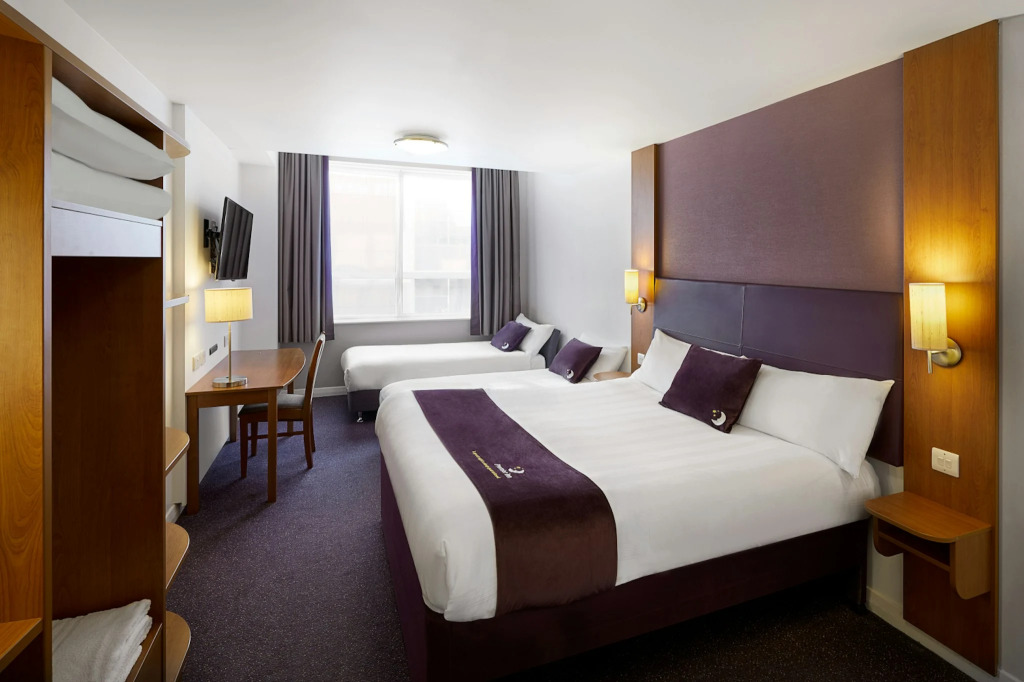 Premier Inn Bolton - Stadium/Arena
