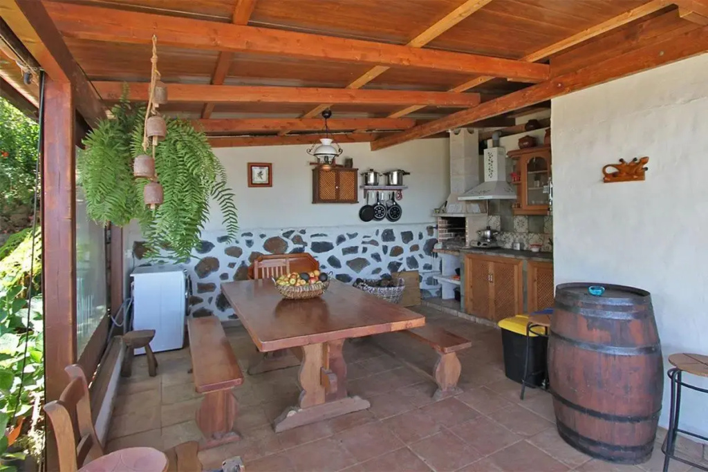 Casa Rosales with Pool & Wifi