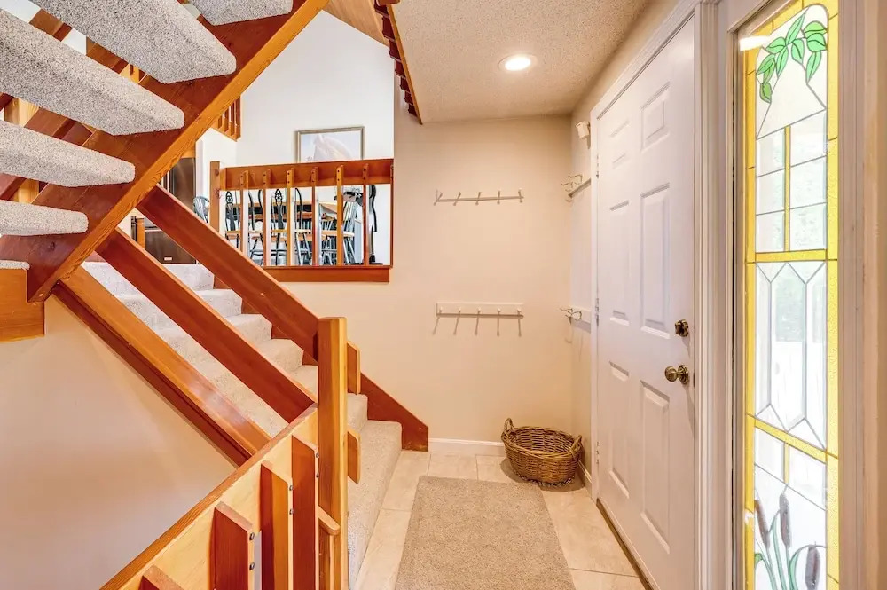 Beautiful Wentworth Golf Club Condo: Balcony & A/C