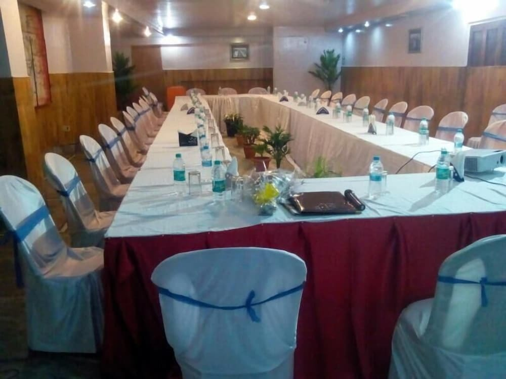 1 BR Boutique stay in Police Bazar, Shillong, by GuestHouser (5AA1)