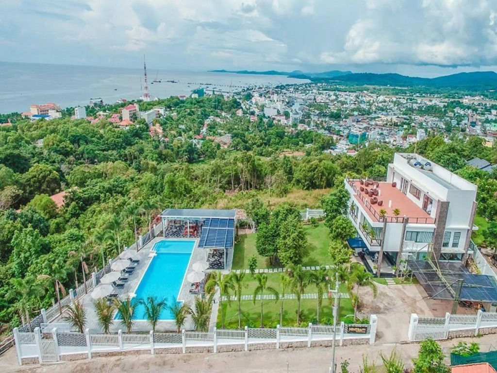 S79 Blue Lam Ha Pool