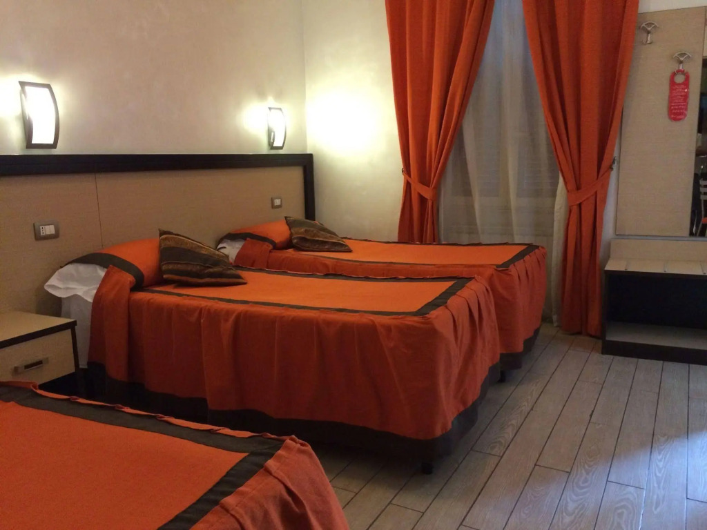 Rental in Rome 2000