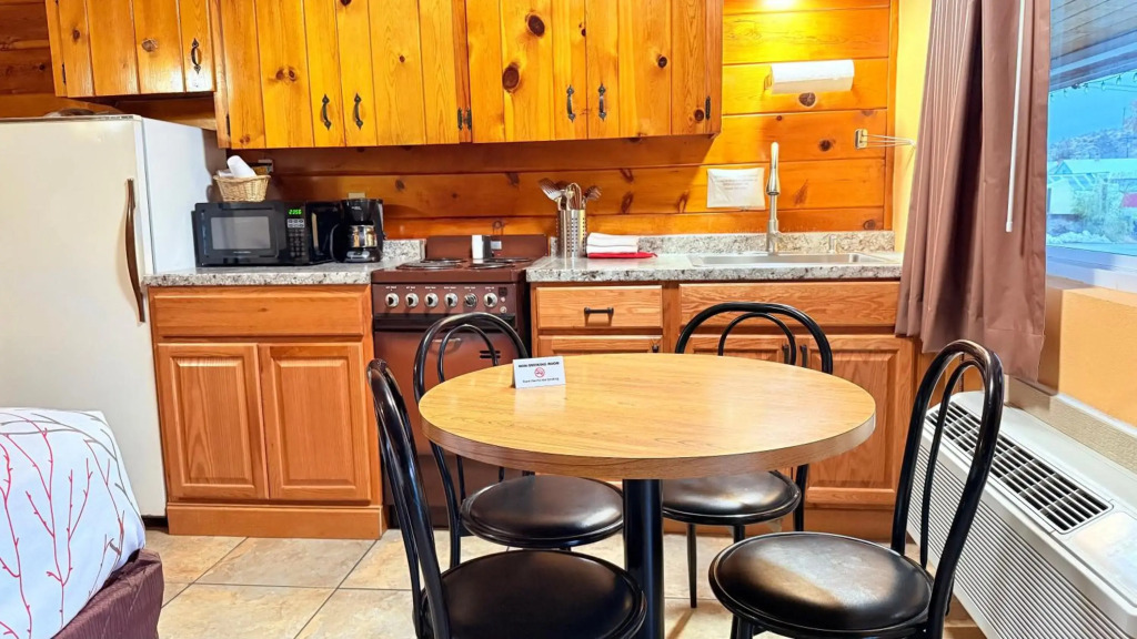 Apple Inn Motel