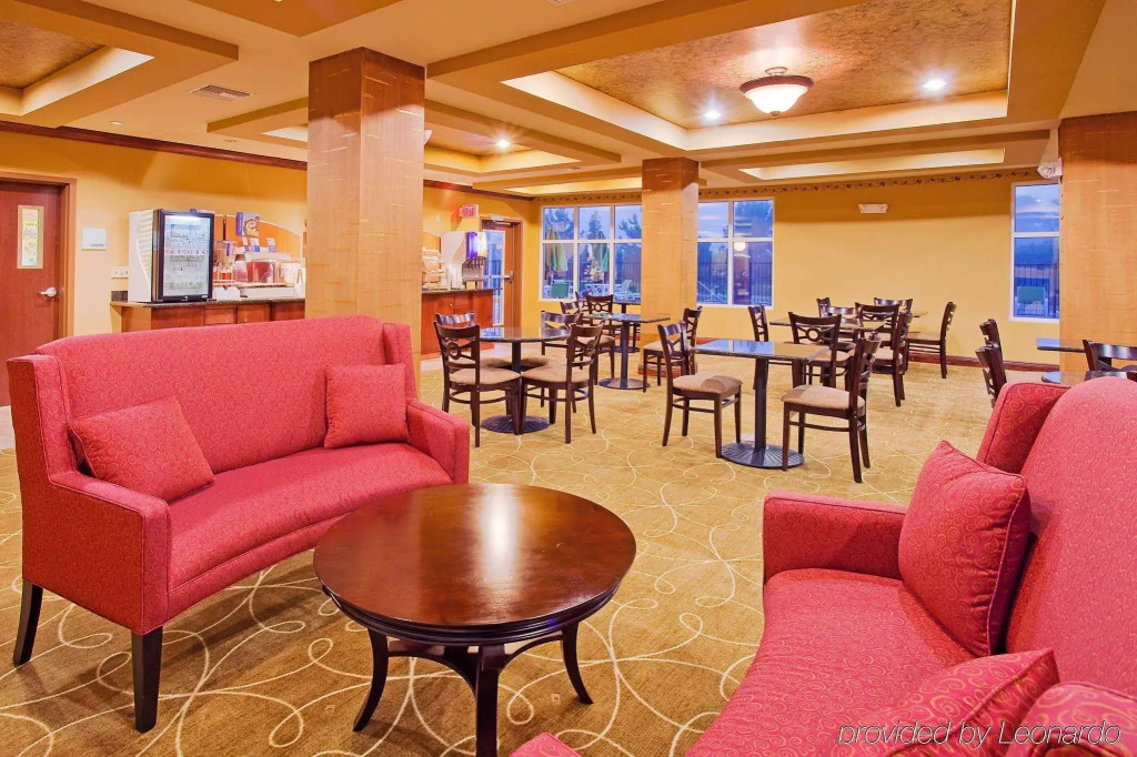 Holiday Inn Express Hotel & Suites Foley by IHG