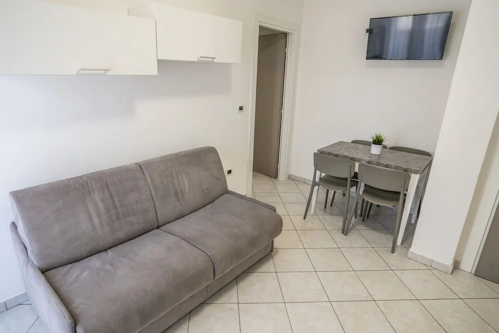 Rimini Bay Suites & Residence