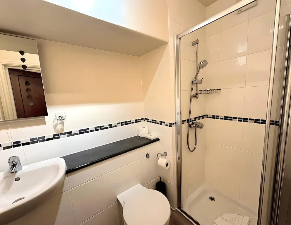 Caerwylan Hotel