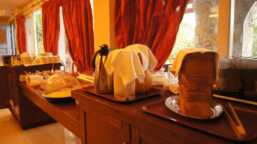 Archipelagos Hotel
