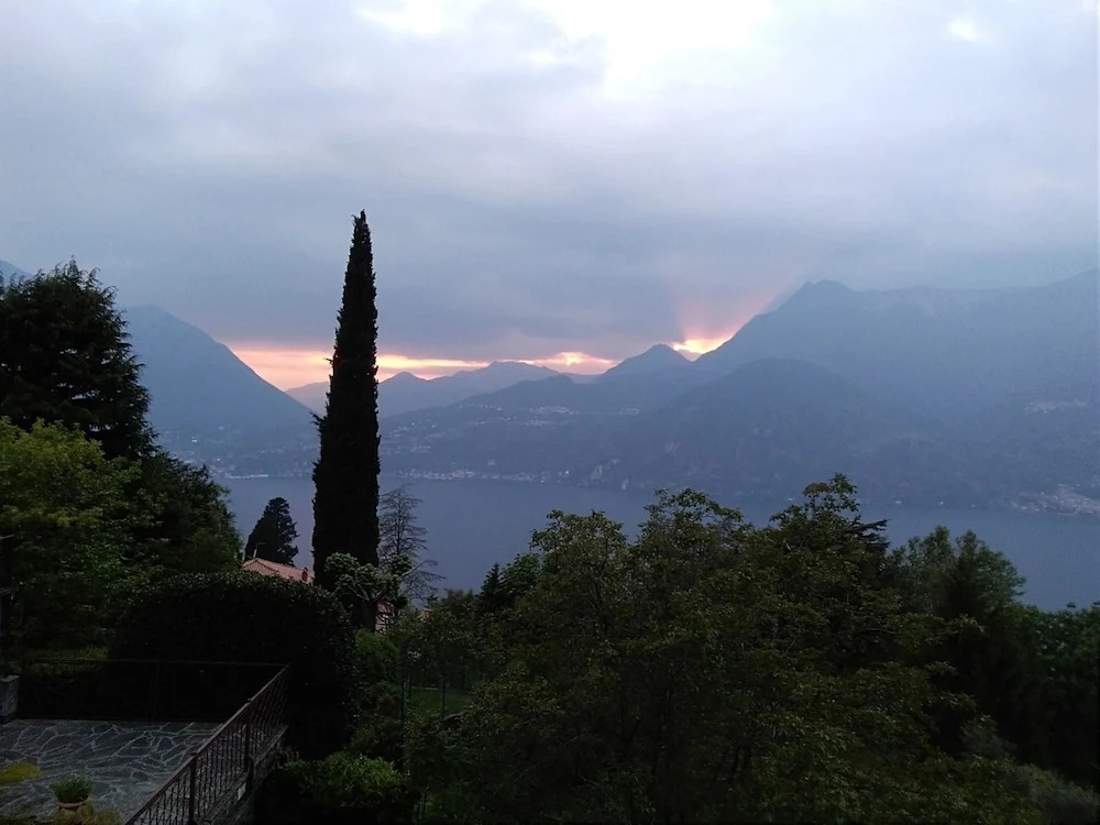 Villa With 3 Bedrooms in Perledo, With Wonderful Lake View, Enclosed Garden and Wifi Near the Beach