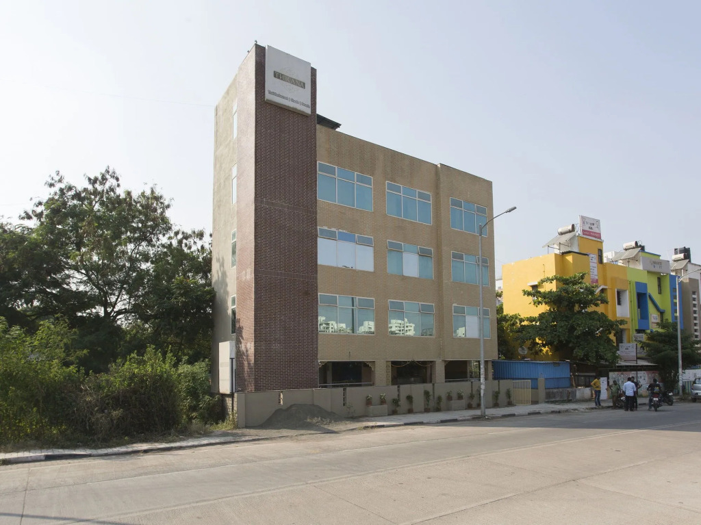 OYO 10108 Tag House