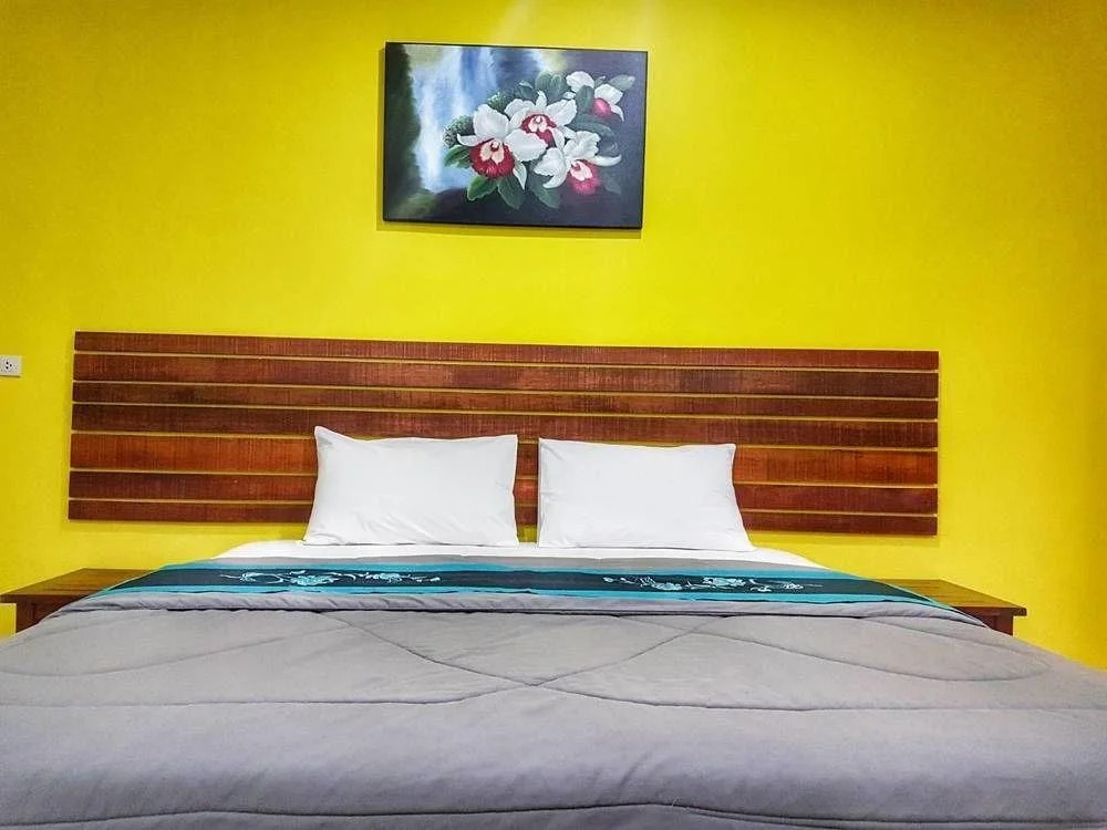 Benjawan Chalet Resort