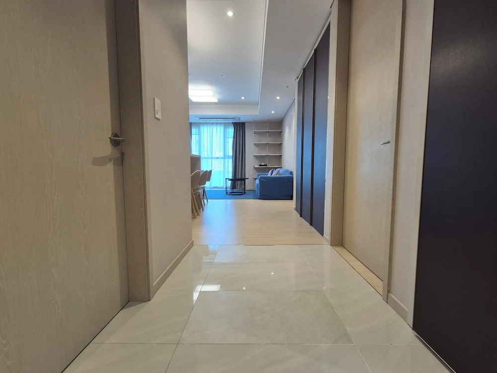 Incheon Airport Global Hotel & Suites