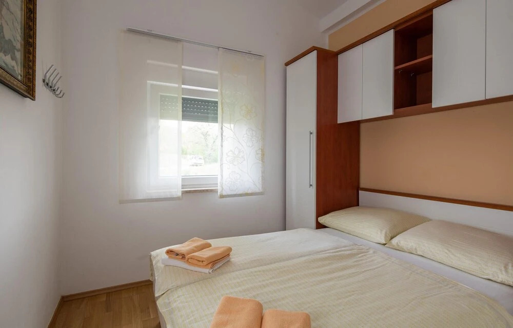 Nice Home in Loborika With Outdoor Swimming Pool, Wifi and 2 Bedrooms