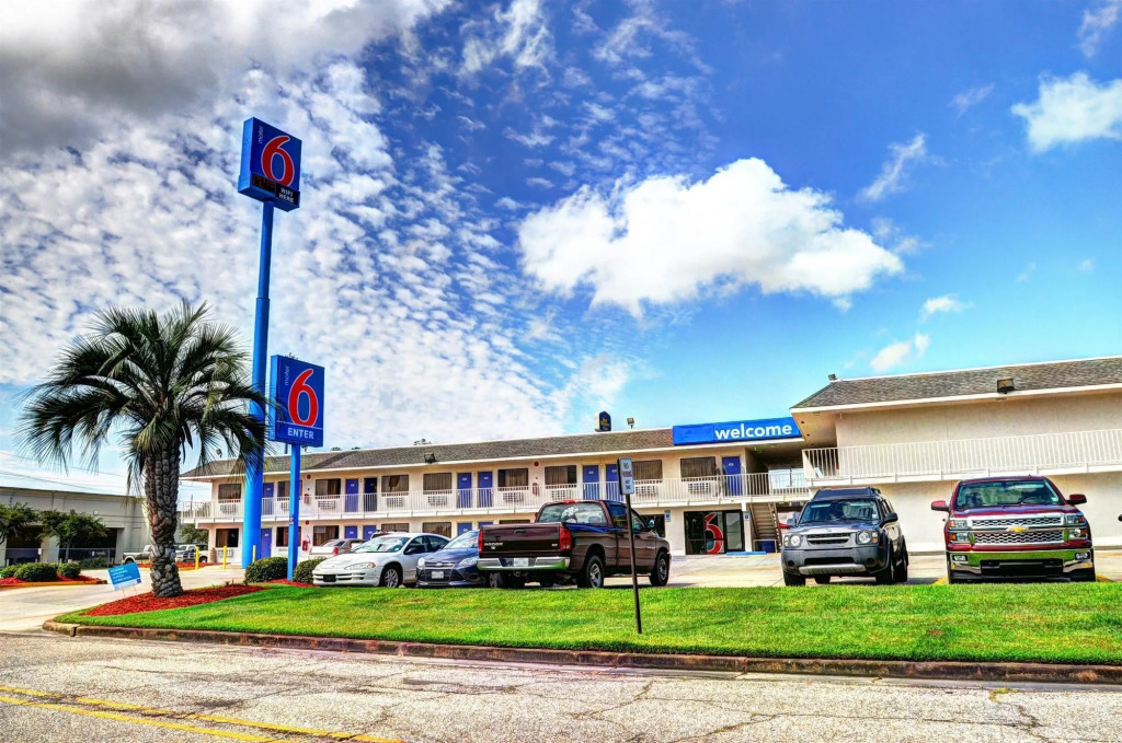 Motel 6-Slidell, LA - New Orleans