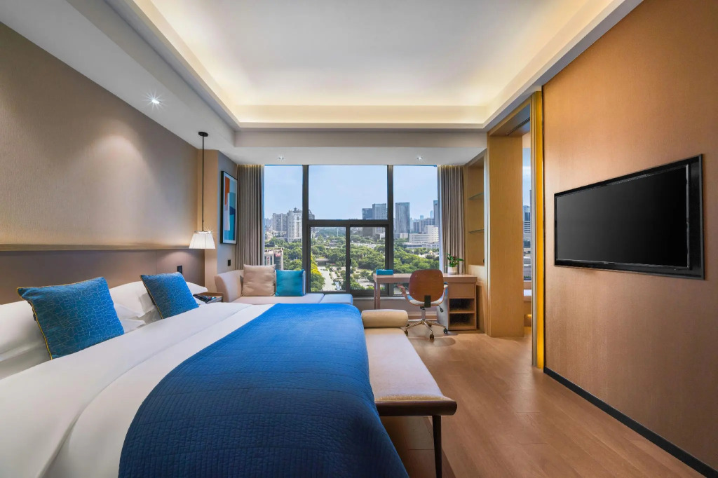 Jade Crystal Hotel