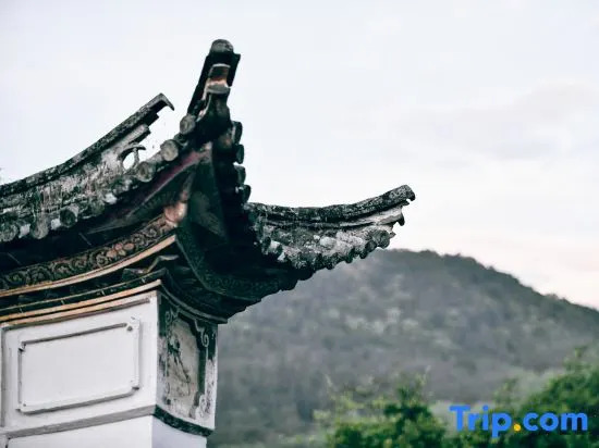 Rulai Yunshui Inn