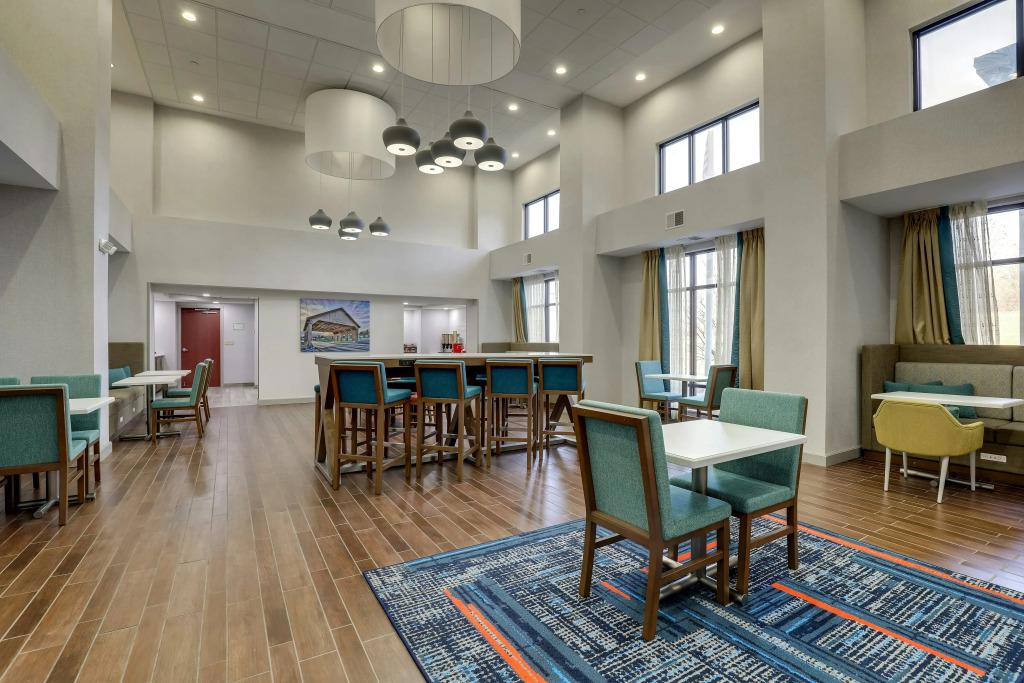 Hampton Inn & Suites St. Louis - Edwardsville
