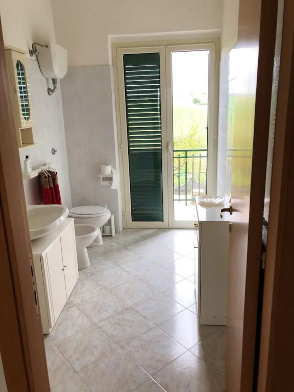 House With 3 Bedrooms in Montenero di Bisaccia, With Wonderful sea Vie