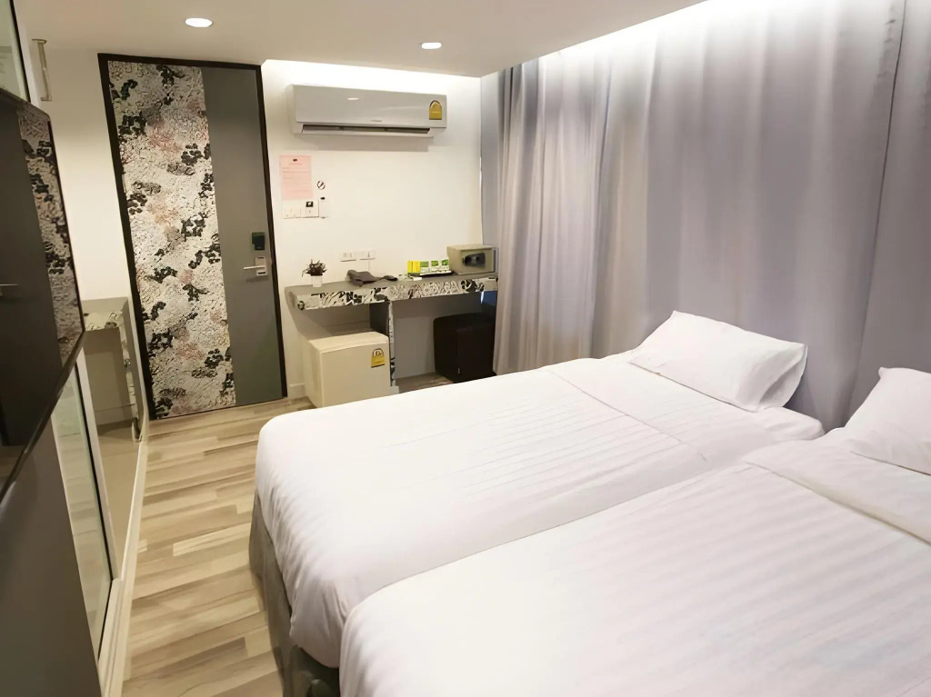 Nantra Ploenchit hotel