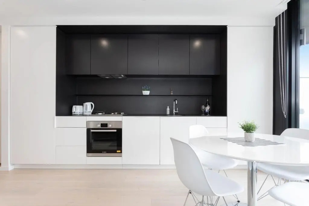 South Yarra City View Apartment with Car Park, Amazon Alexa, Spotify, Netflix, and WiFi