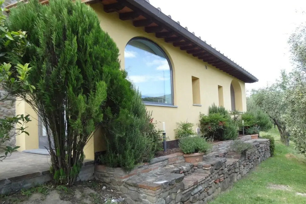 Villa in Vinci With Pool & Panoramic Views