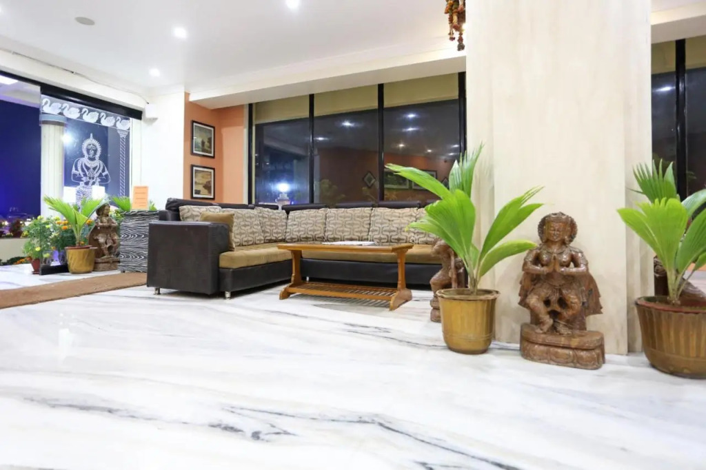 Hotel Niladri