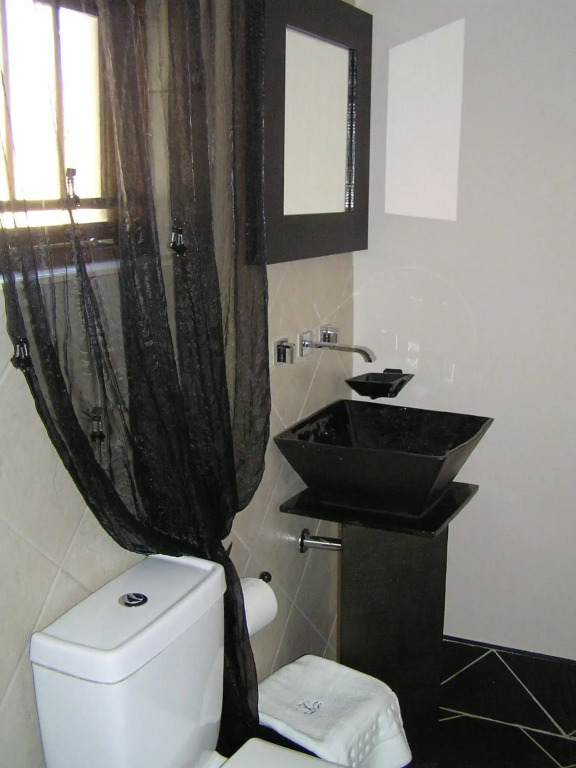 Lamon Guesthouse
