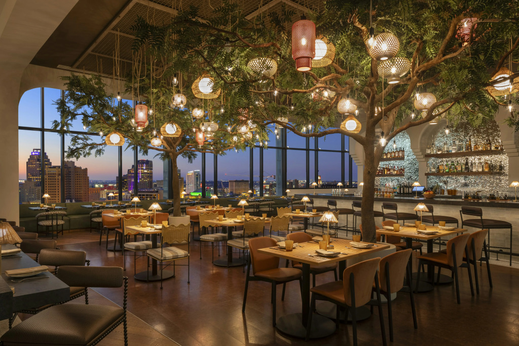 The Monarch San Antonio, Curio Collection By Hilton