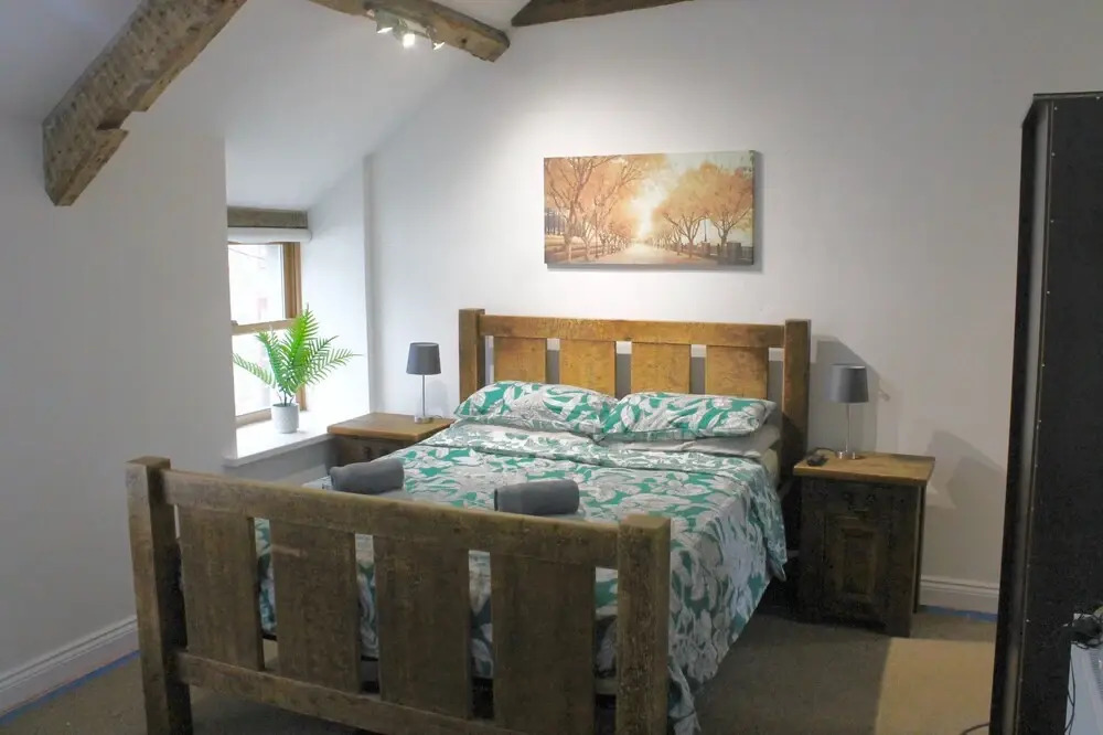 Brackendale Luxury Townhouse, hot Tub,sauna, Games