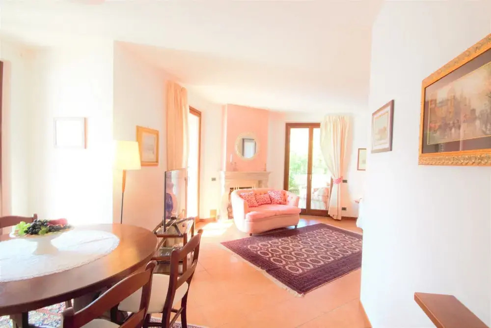Pognana Luxury Apartment n. 1 - 7 people