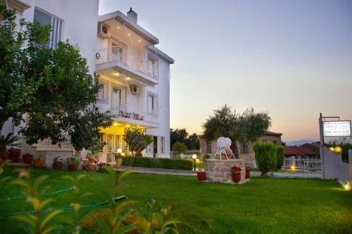 Aparthotel 4 Stars Petalidi