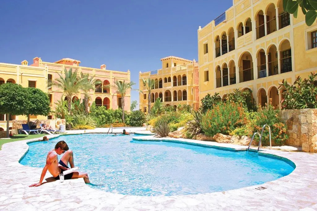 Desert Springs Apartment 354