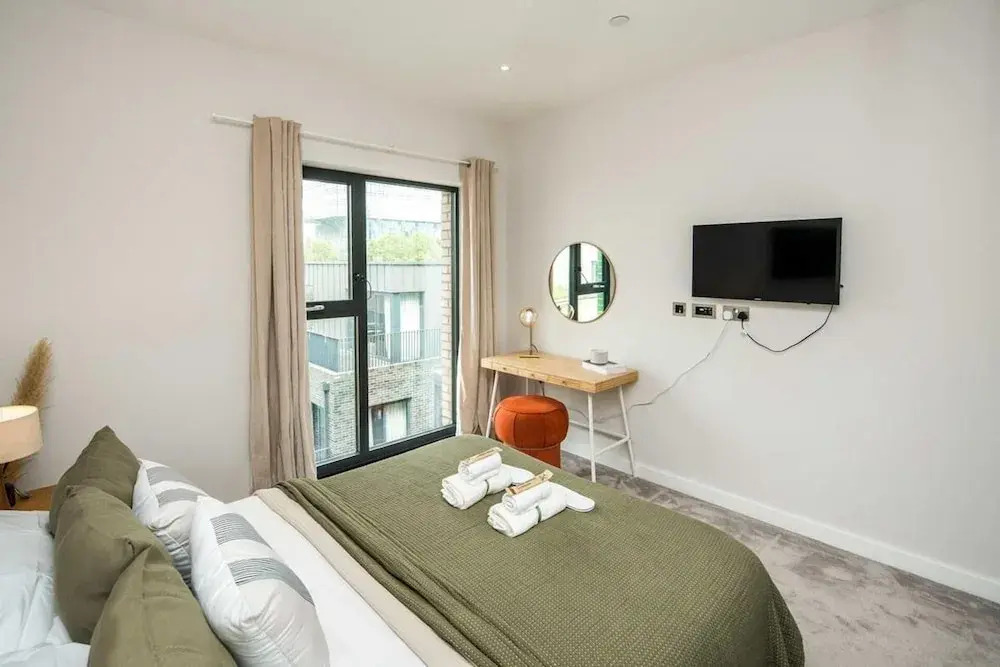 16 Minutes Walk To London Eye/shard View & Balcony