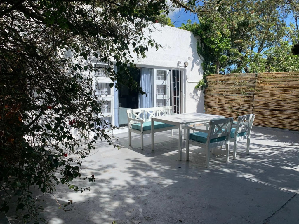 The Little Hideaway Guesthouse