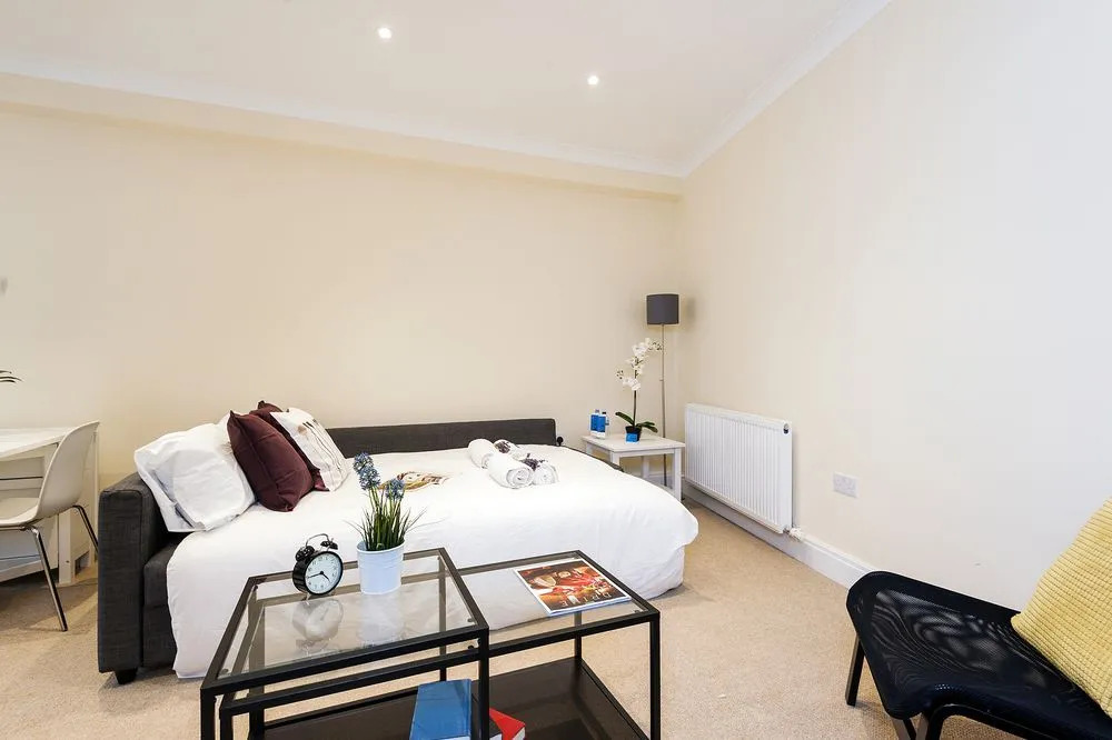 The Magravine Gardens Court I - MP02