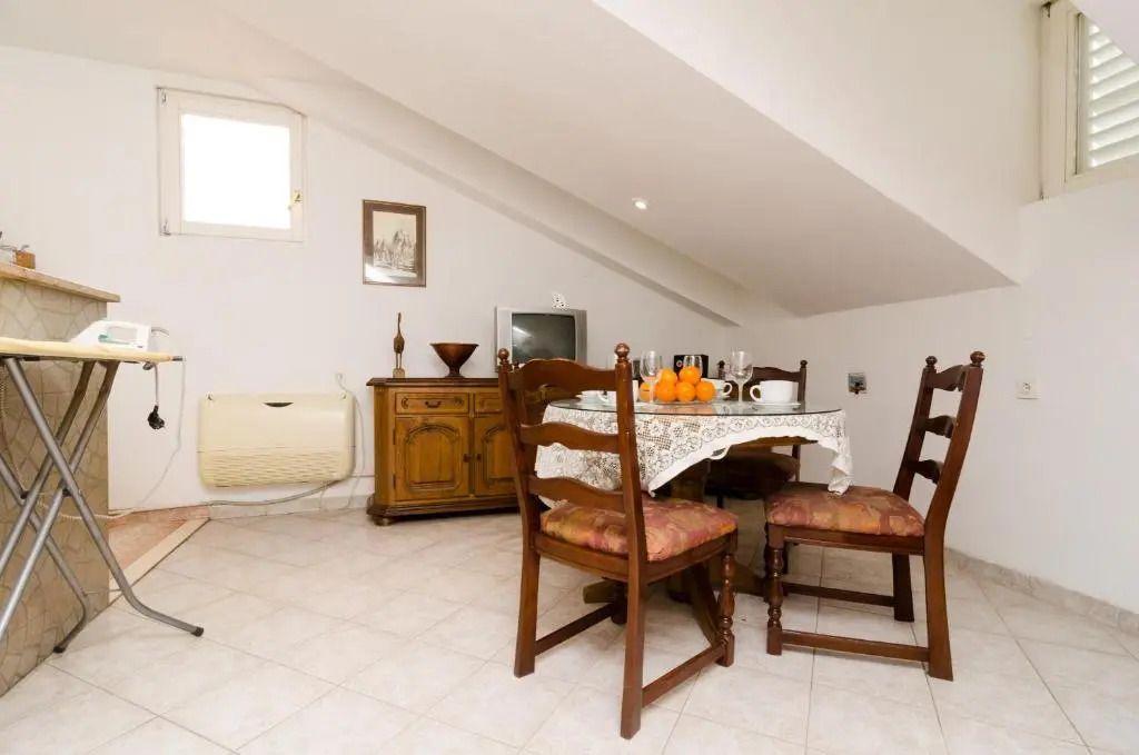 Apartment La Marina
