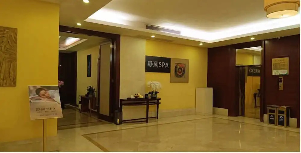 Dongguang Richwood Garden Hotel