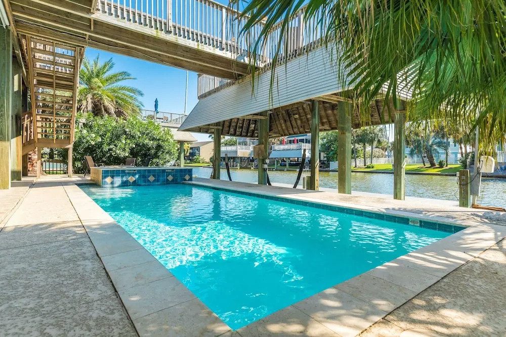 3409 Galveston - 4 Br Home